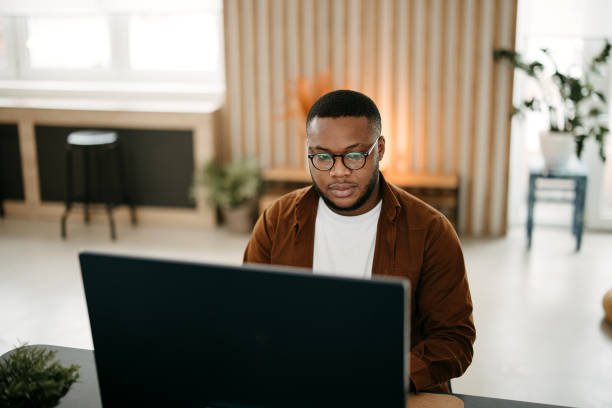 How to add free vpn in Windows 11